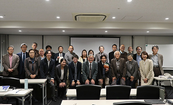 会場出席者の集合写真